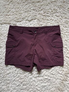 Eddie Bauer Women’s Plum Cargo Utility Shorts. Sz 10. SUMMER Staple-Great Color!